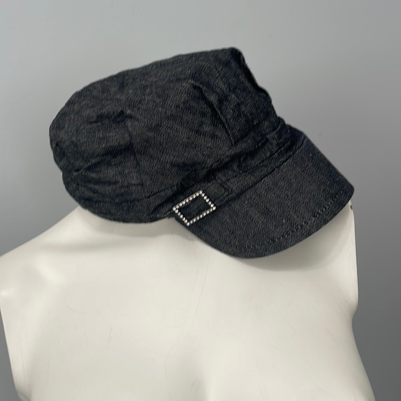 Icing hat with cute detail buckle. Size OS, Bundle & Save!! - Picture 1 of 3